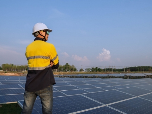 Dirección facultativa en la contrucción de una planta fotovoltaica de 2 MW en CNC